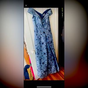 Wore once for sons wedding.  Teri jon excellent condition